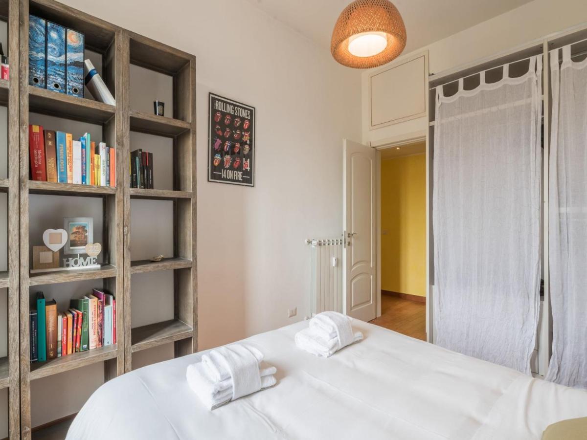 The Best Rent - Colourful Two-Bedroom Apartment Near Termini Station Rome Exterior photo