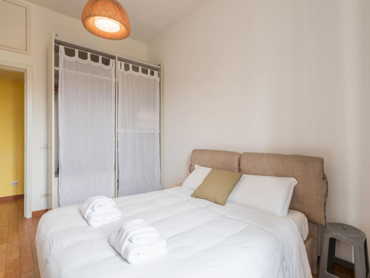 The Best Rent - Colourful Two-Bedroom Apartment Near Termini Station Rome Exterior photo